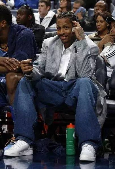 对手的防守直接被拆散