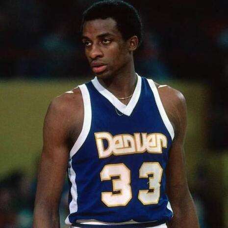 中超三连冠！海港客场1-0英博，加布里埃尔制胜球+进球被吹