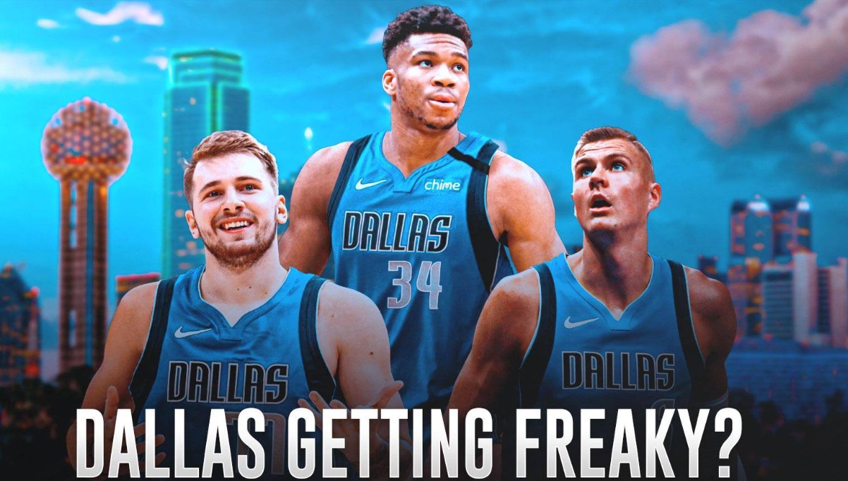 受伤的彭啸进入战上海U20的替补席，此前球员遭遇韧带损伤