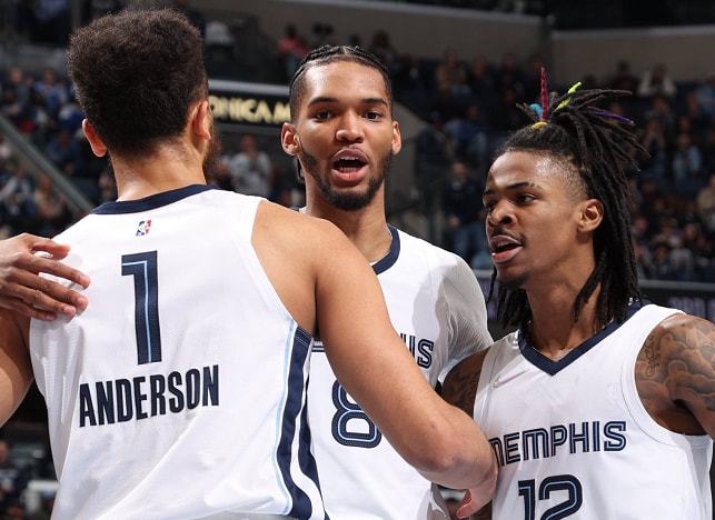 8场首发惊艳亮相！倪非凡一传进步大，但关键局仍靠老将