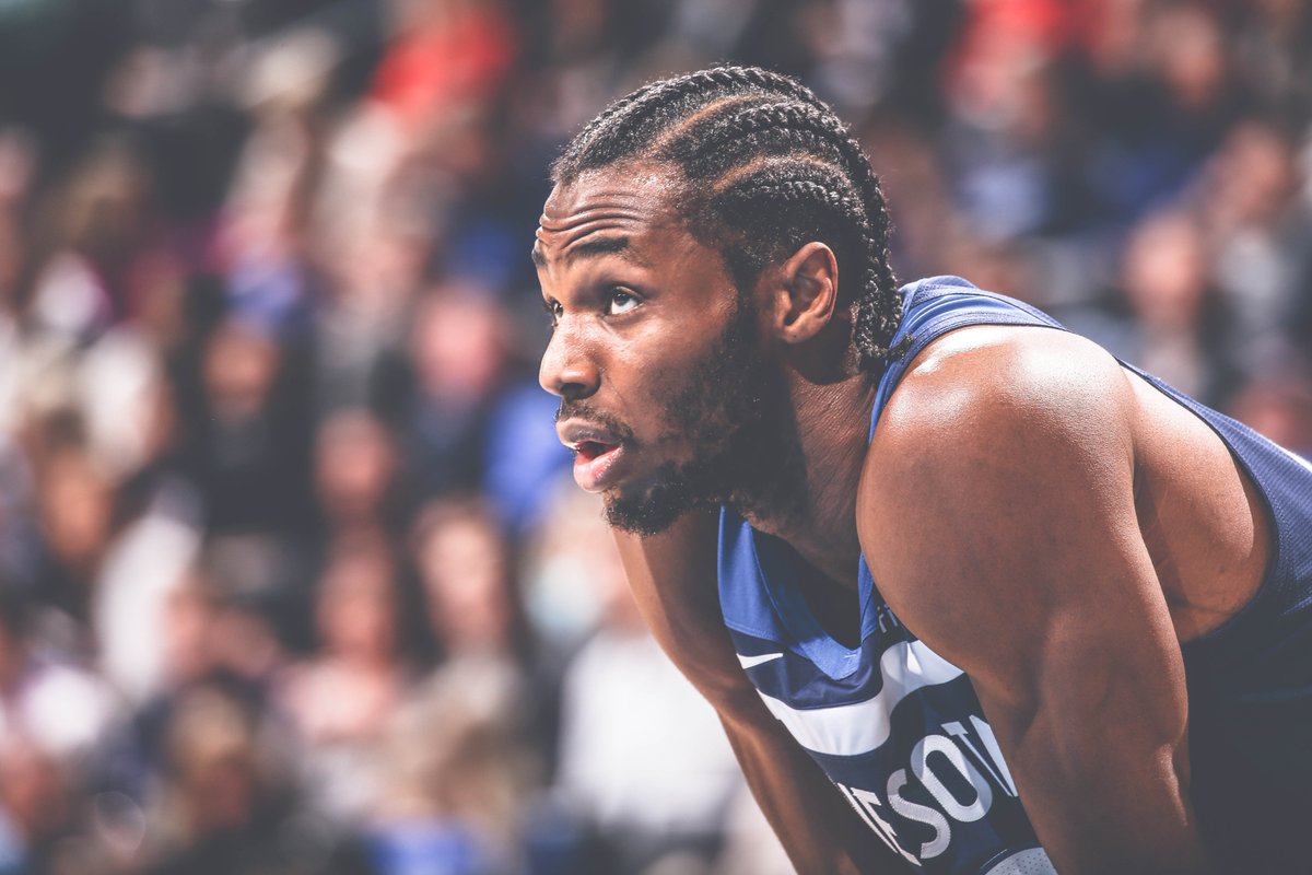 KD：经历这些艰难的比赛，对我们整个团队来说都非常重要