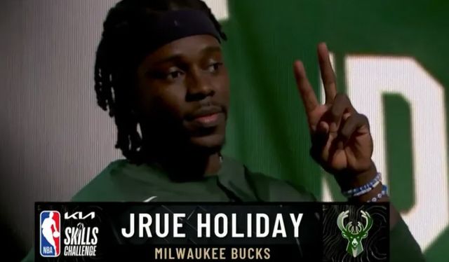 记者：拜仁考虑通过引进巴莱巴以顶替去向未明的格雷茨卡