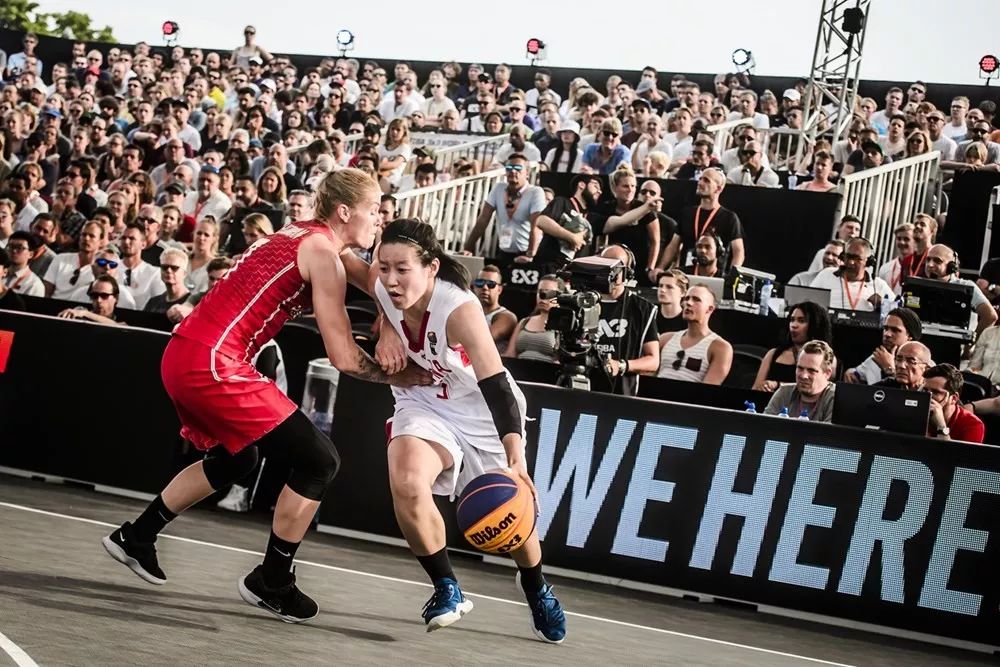 曼联狂丢21球暴露防守隐患，明夏抢免费英超铁卫！阿莫林欲签嫡系